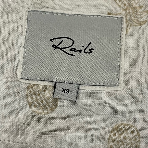 RAILS Charli Gold Pineapple Print Button-Down Shirt Size XS - Picture 9 of 12